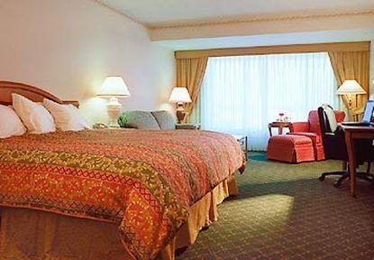 Marriott Dallas Colinas 4*